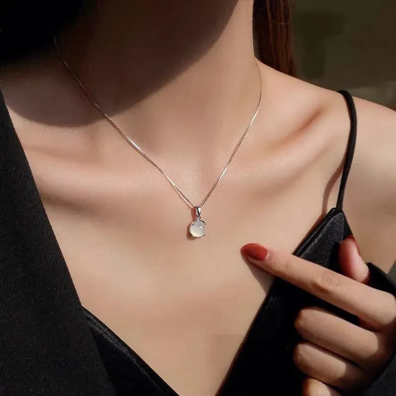 Women's Moonstone Pendant Necklace